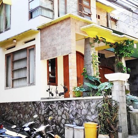 Rosa Pavilion Syariah Redpartner Malang Ngoại thất bức ảnh