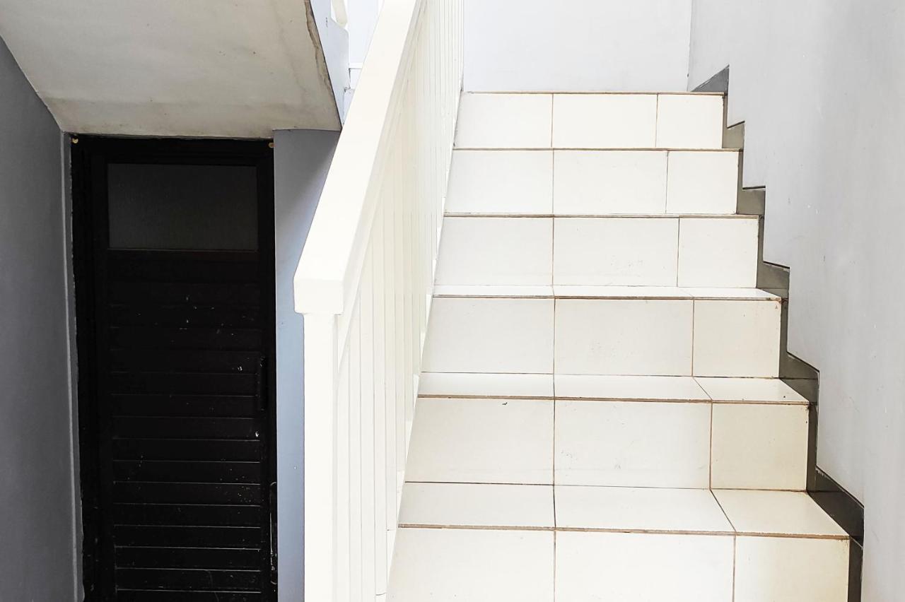 Rosa Pavilion Syariah Redpartner Malang Ngoại thất bức ảnh