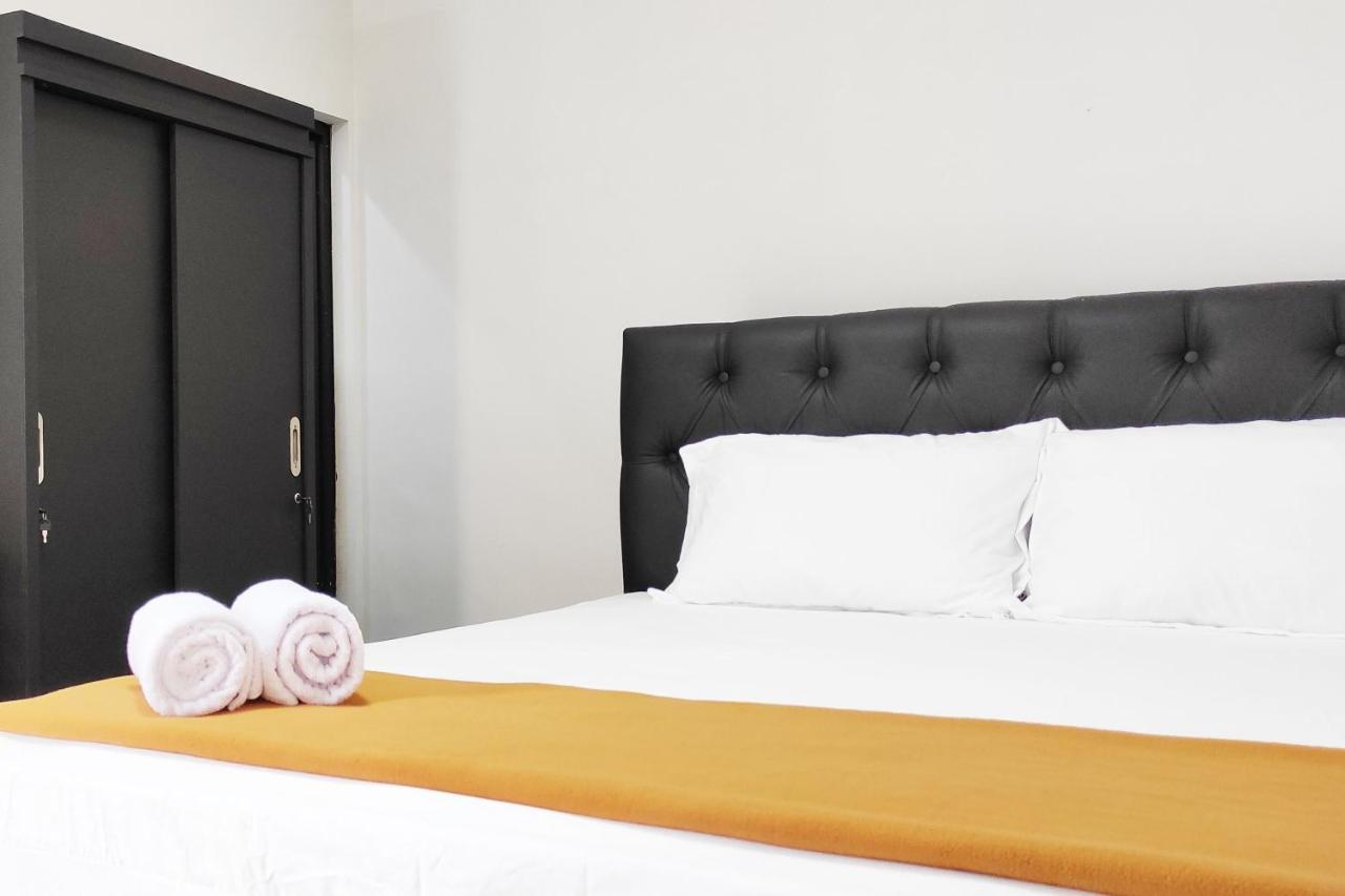 Rosa Pavilion Syariah Redpartner Malang Ngoại thất bức ảnh